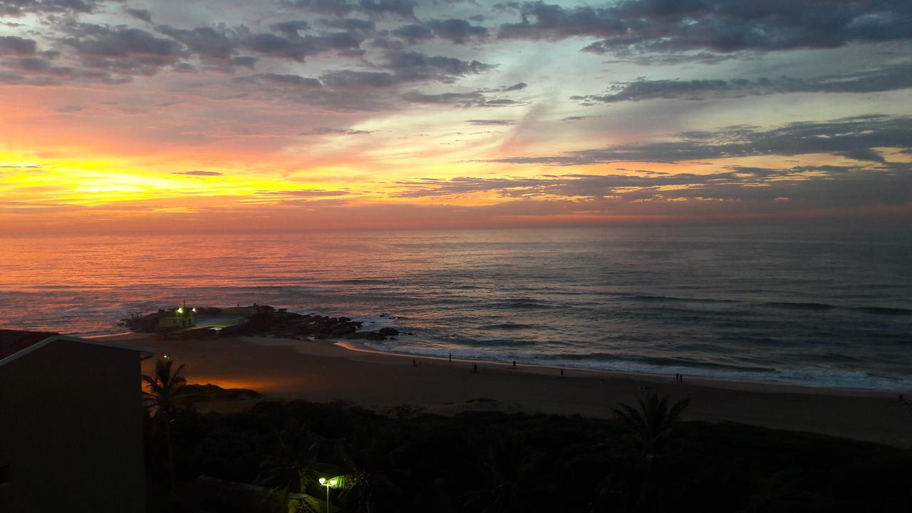 Apartamento Silver Dolphin Holidays Amanzimtoti Exterior foto