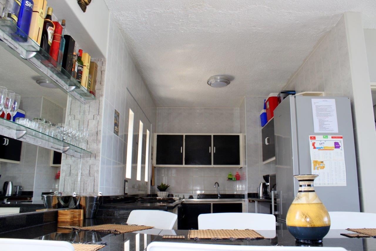 Apartamento Silver Dolphin Holidays Amanzimtoti Exterior foto