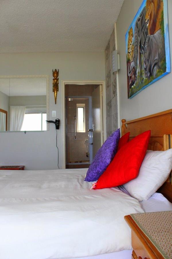 Apartamento Silver Dolphin Holidays Amanzimtoti Exterior foto